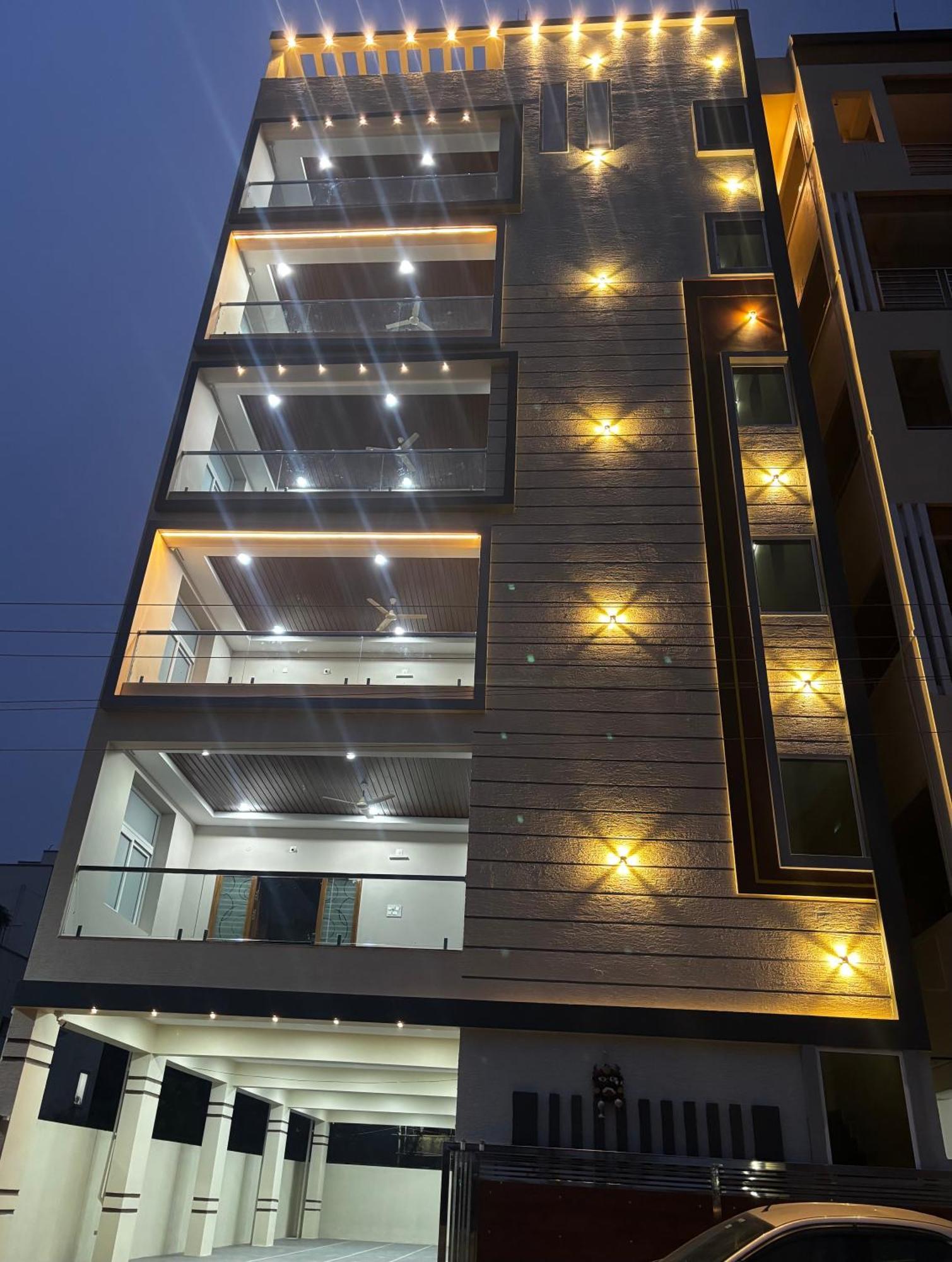 Nest Inn Homestay Тирупати Экстерьер фото